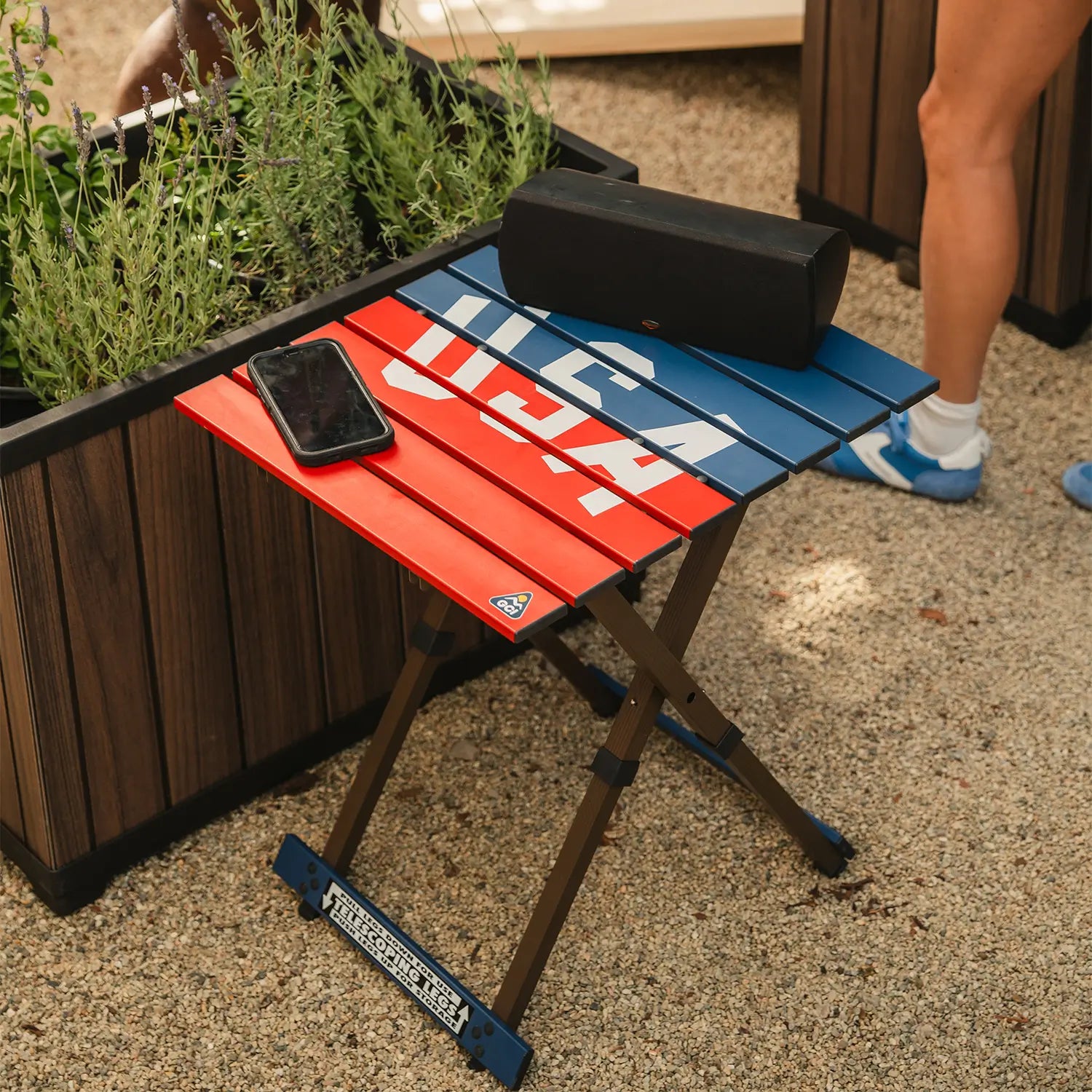 Portable Staging Compact Camp Table 20 - USA Anniversary Deluxe - Choice 757 - Slim-Fold Outdoor Cook Station with Storage Shelves Detail