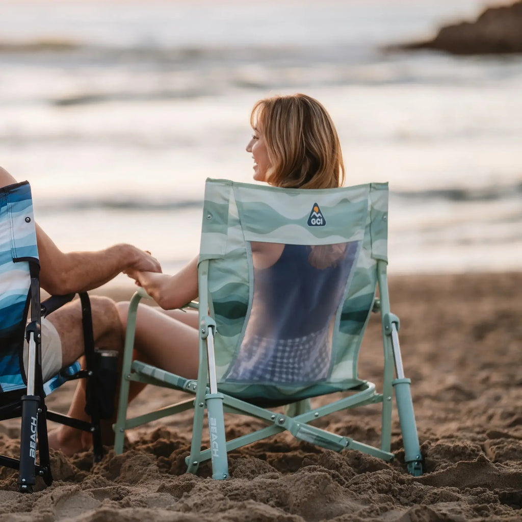 Smooth Motion Beach Rocker - Choice 712 - Heavy-Duty Kickback Rocker with Beverage Holder Detail