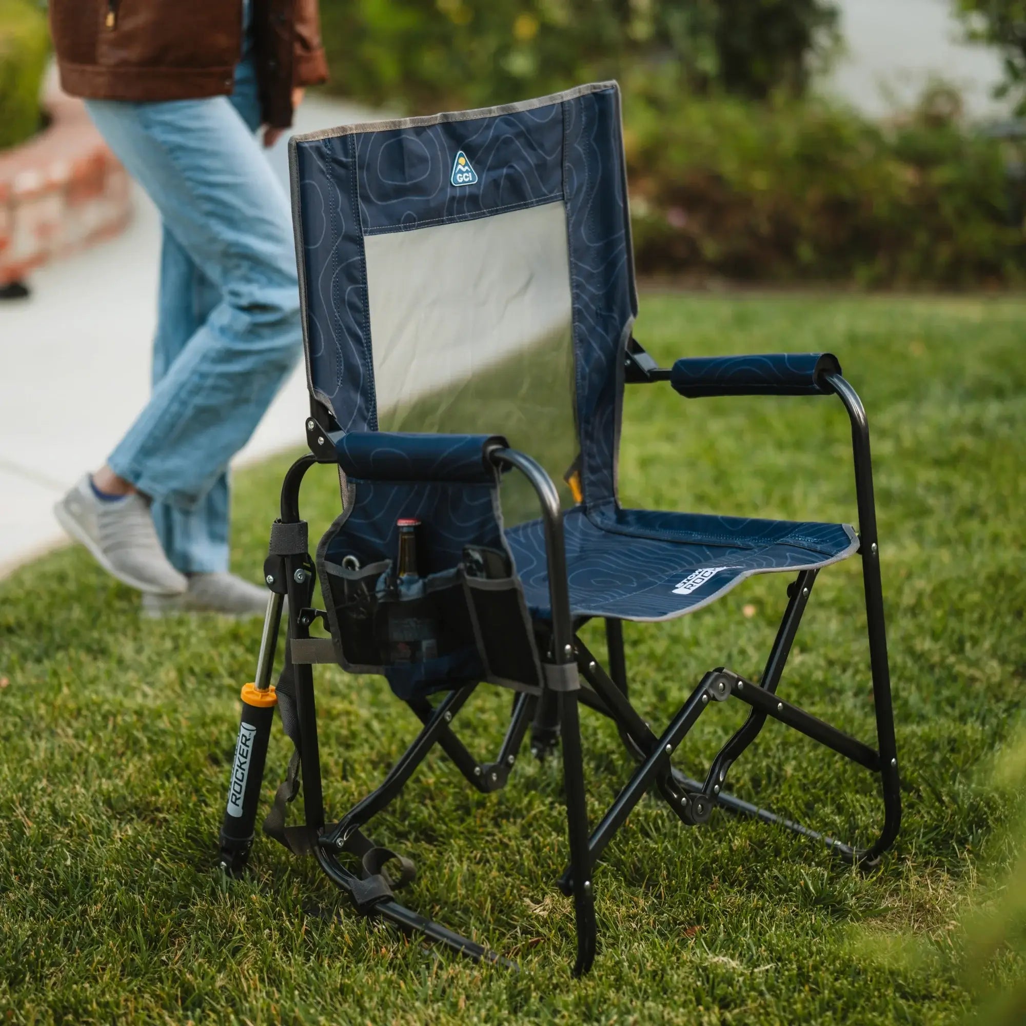 Luxury Camp Stowaway Rocker - Choice 794 - Patented Spring-Action Rocking Chair for Camping Detail