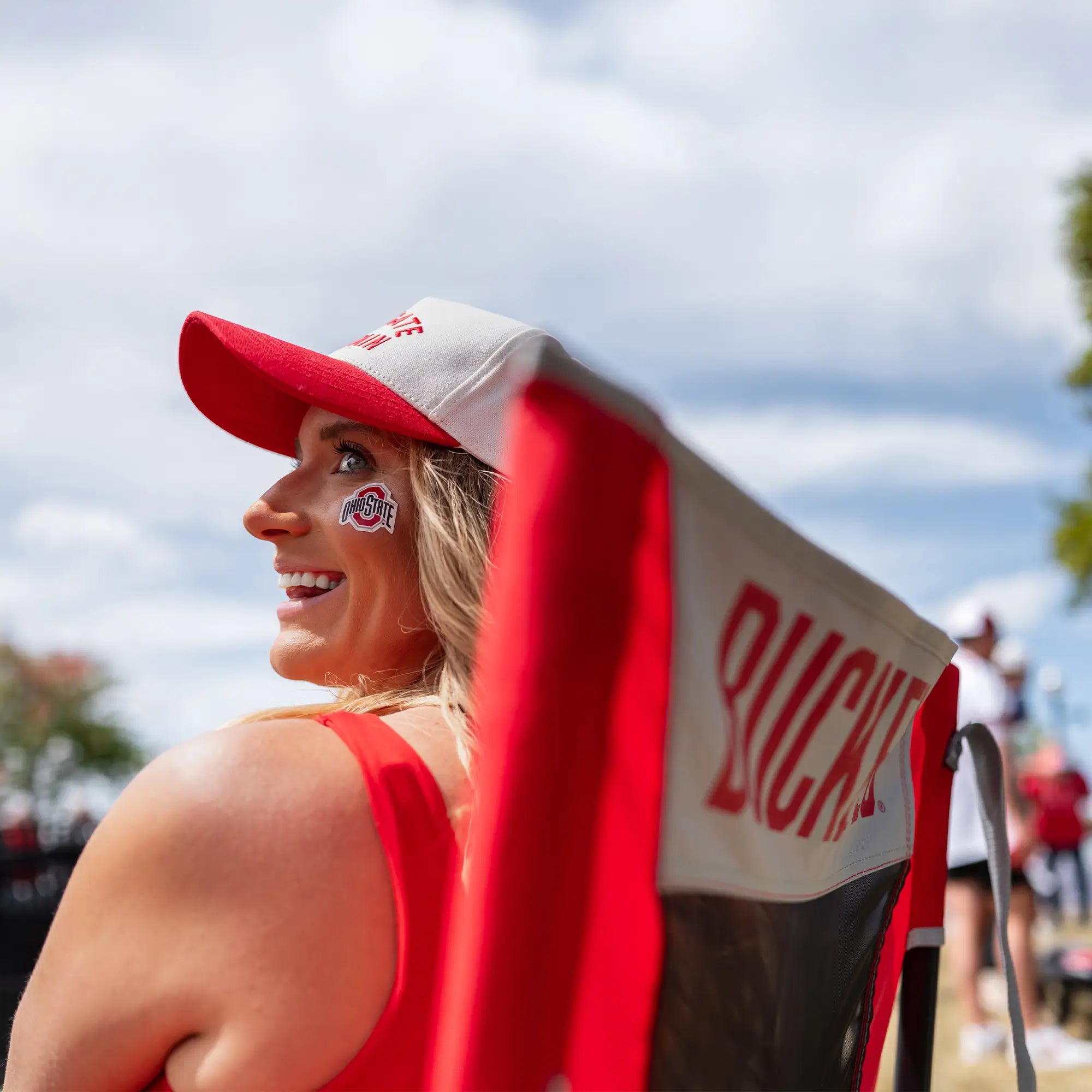 Premium All-Weather College Comfort Pro Rocker - Ohio State Buckeyes - Choice 676 - Heavy-Duty Kickback Rocker with Beverage Holder Detail