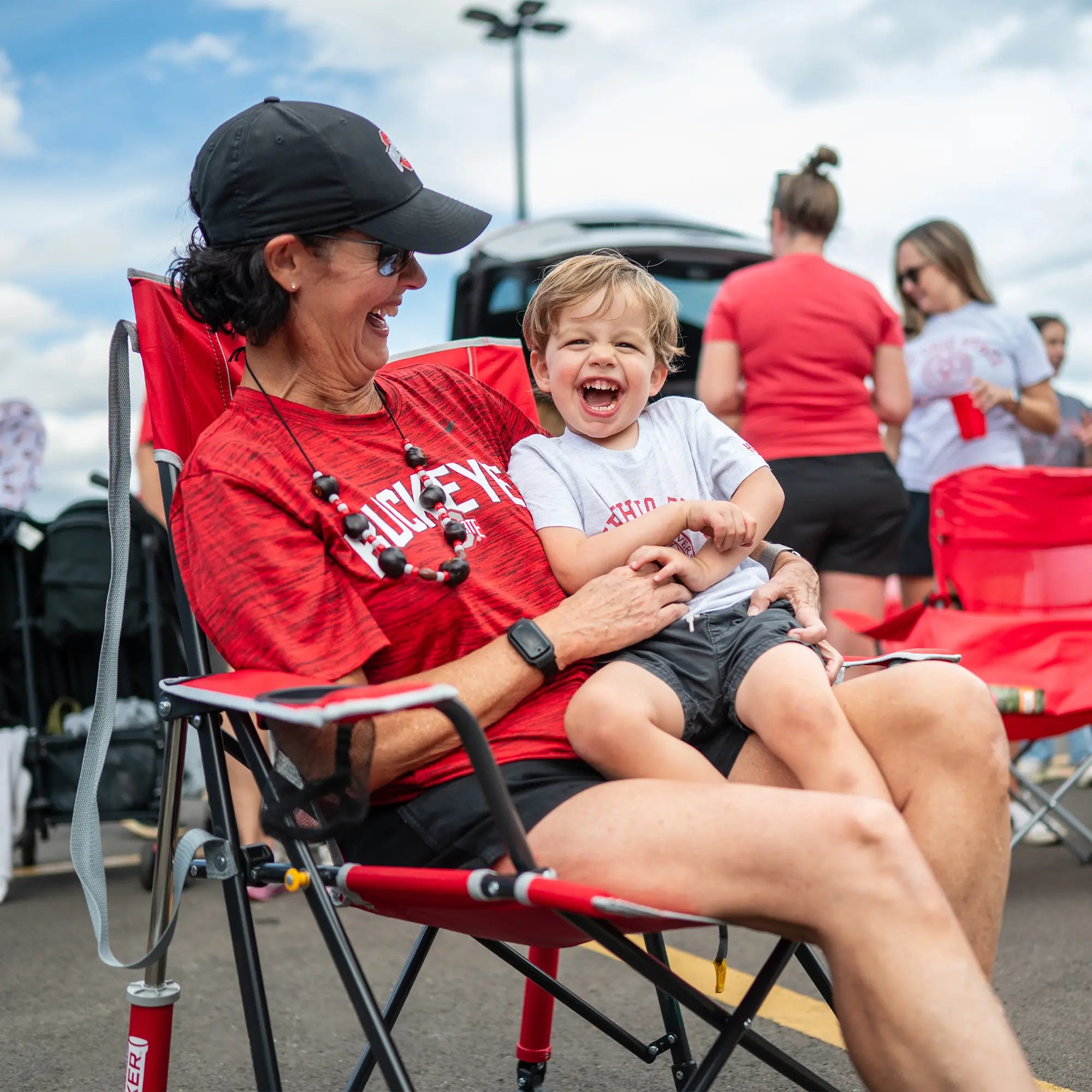 Premium All-Weather College Comfort Pro Rocker - Ohio State Buckeyes - Choice 676 - Heavy-Duty Kickback Rocker with Beverage Holder Detail