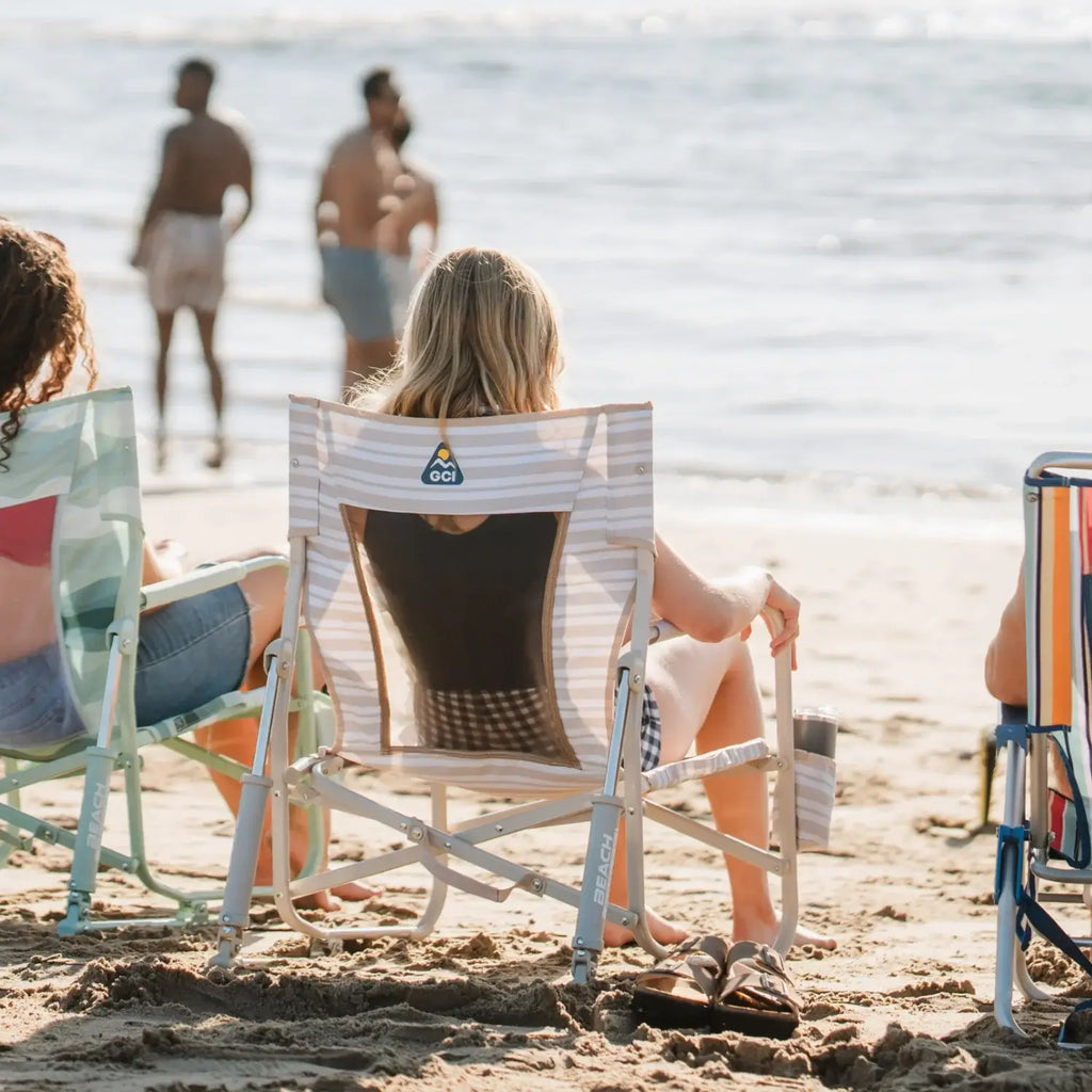 Smooth Motion Beach Rocker - Choice 712 - Heavy-Duty Kickback Rocker with Beverage Holder Detail